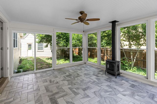 1645 E Meadowmere Street, Springfield, MO 65804