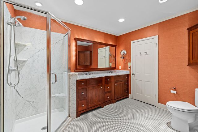 1645 E Meadowmere Street, Springfield, MO 65804