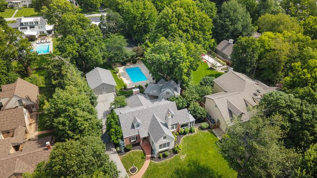 1645 E Meadowmere Street, Springfield, MO 65804