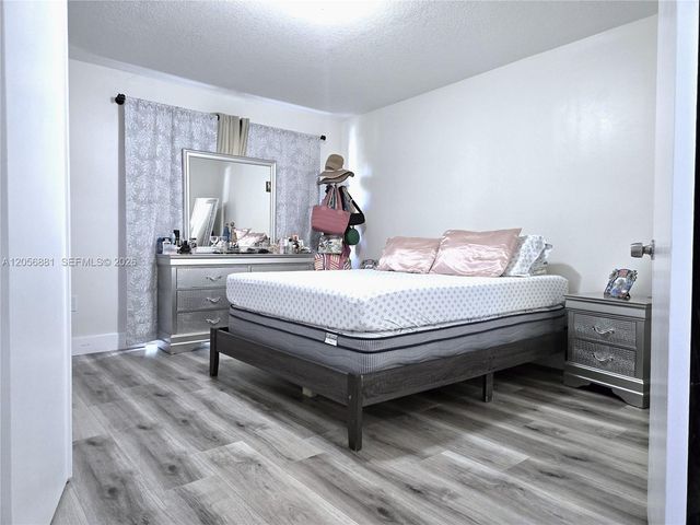 12423 NW 7th Lane, Miami, FL 33182