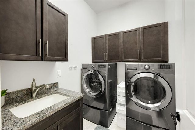 11711 Royal Tee CIR, Cape Coral, FL 33991