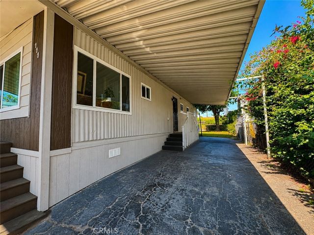 160 S Eucalyptus Avenue 111, Rialto, CA 92376