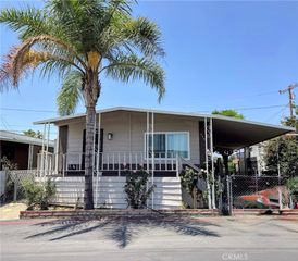 160 S Eucalyptus Avenue 111, Rialto, CA 92376