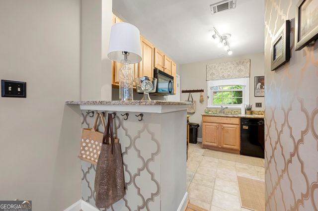542 Goldsboro Road D, Atlanta, GA 30307