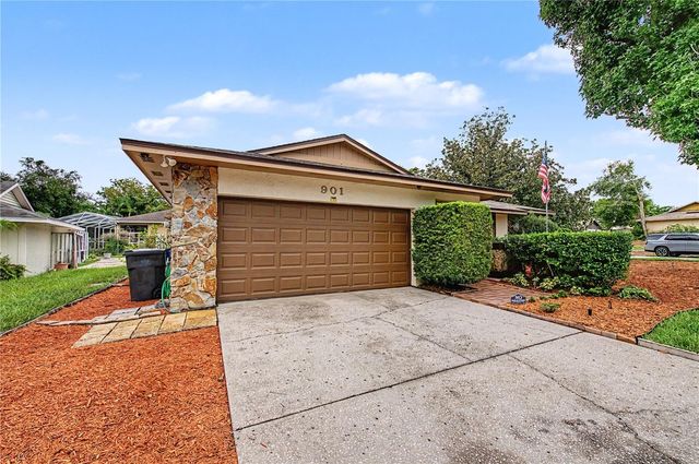 901 TARAWOOD LANE, Valrico, FL 33594