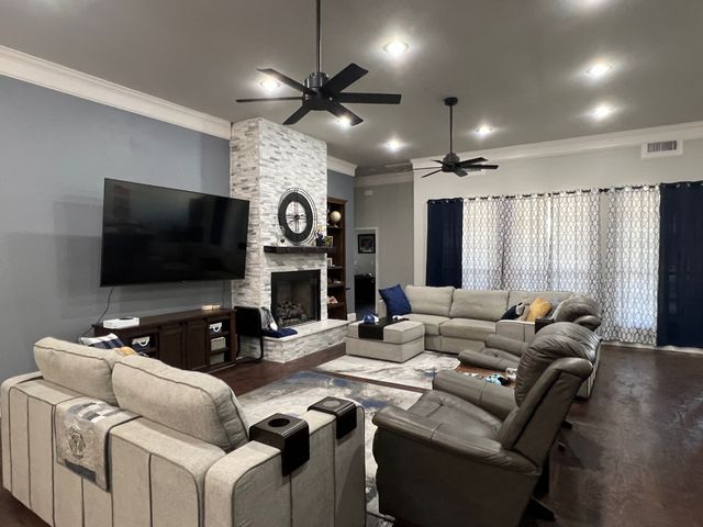 251 Rs County Road 3430, Emory, TX 75440