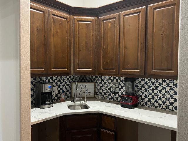 251 Rs County Road 3430, Emory, TX 75440