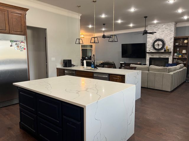 251 Rs County Road 3430, Emory, TX 75440