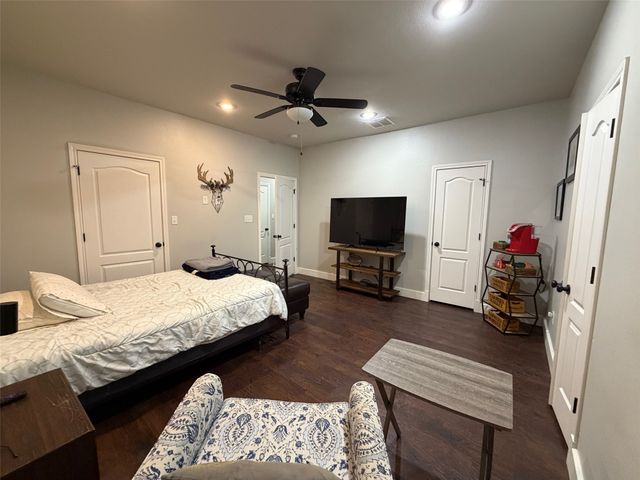 251 Rs County Road 3430, Emory, TX 75440