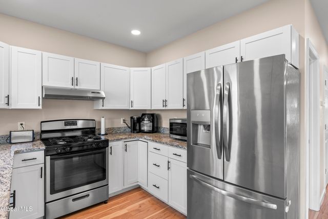 3096 Guilderland Avenue, Rotterdam, NY 12306