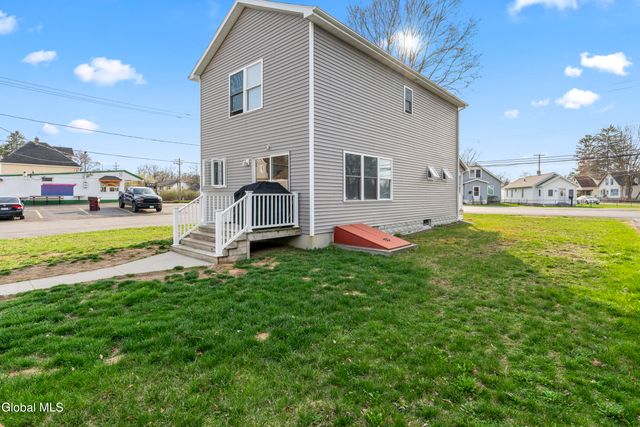 3096 Guilderland Avenue, Rotterdam, NY 12306