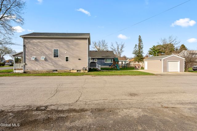 3096 Guilderland Avenue, Rotterdam, NY 12306