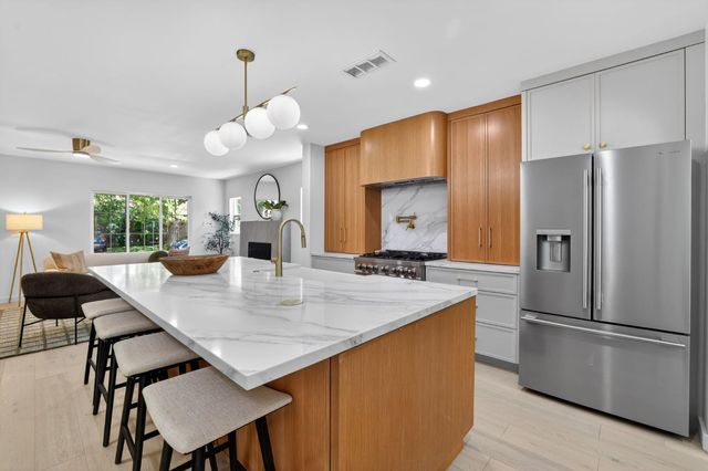 1640 9th Ave, Sacramento, CA 95818