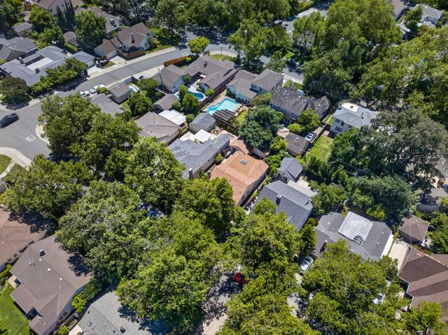 1640 9th Ave, Sacramento, CA 95818