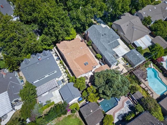 1640 9th Ave, Sacramento, CA 95818