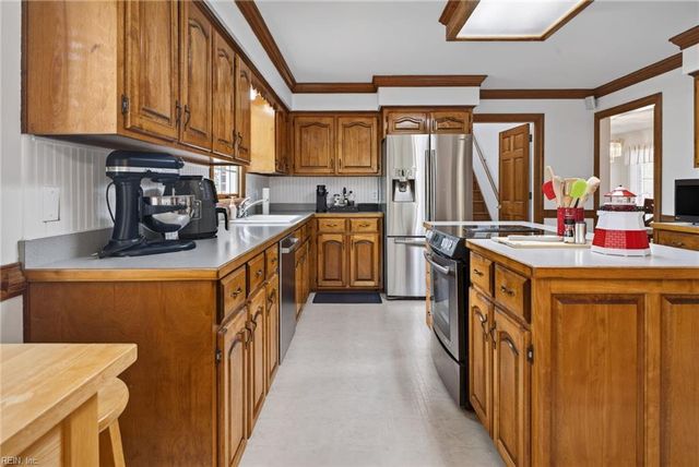 3120 Deans CT, Chesapeake, VA 23321
