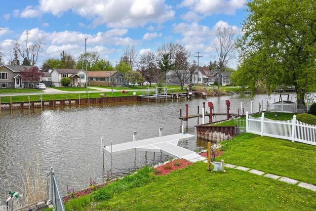 342 S Mary Street, Marine City, MI 48039