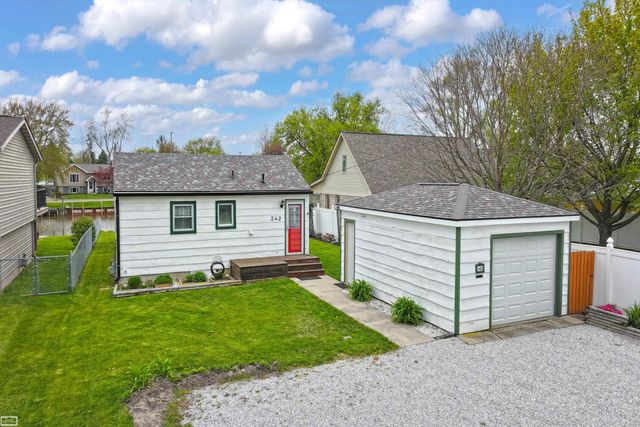 342 S Mary Street, Marine City, MI 48039