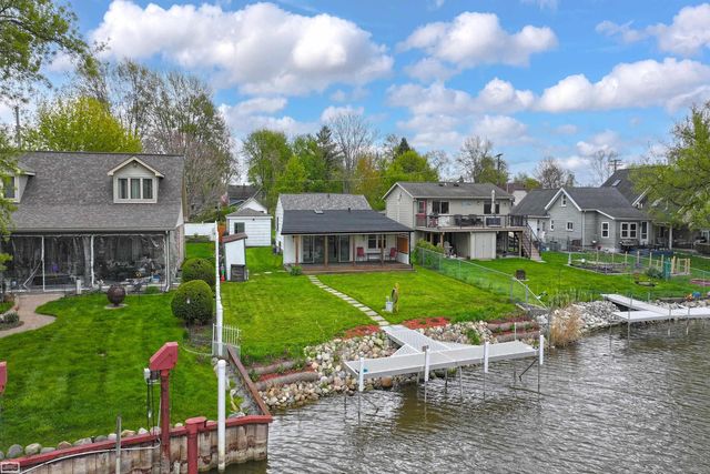 342 S Mary Street, Marine City, MI 48039
