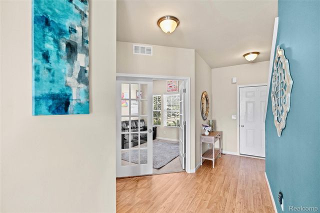 16621 Charles Town Court, Fenton Charter Township, MI 48451