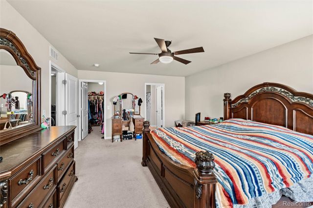 16621 Charles Town Court, Fenton Charter Township, MI 48451