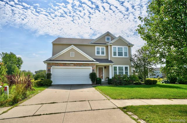 16621 Charles Town Court, Fenton Charter Township, MI 48451