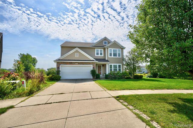 16621 Charles Town Court, Fenton Charter Township, MI 48451