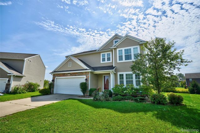 16621 Charles Town Court, Fenton Charter Township, MI 48451