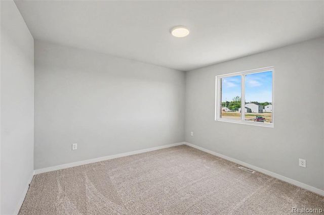 6030 Lahring Road, Linden, MI 48451