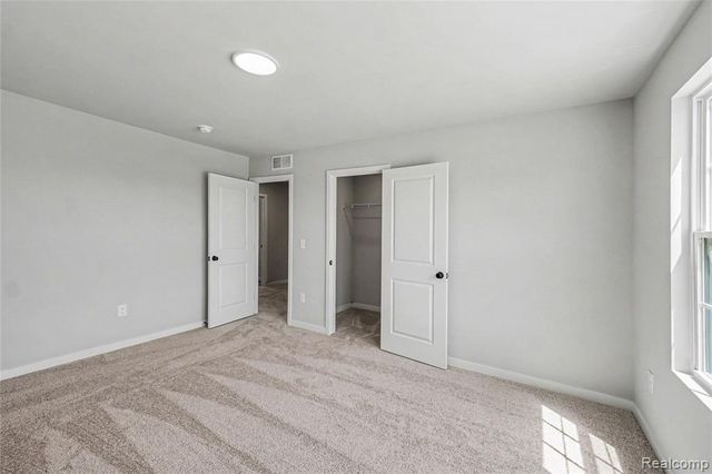 6030 Lahring Road, Linden, MI 48451