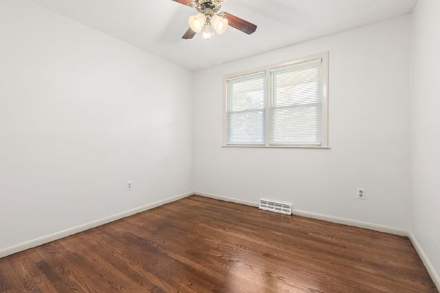 10 Clark Rd, Groveland, MA 01834