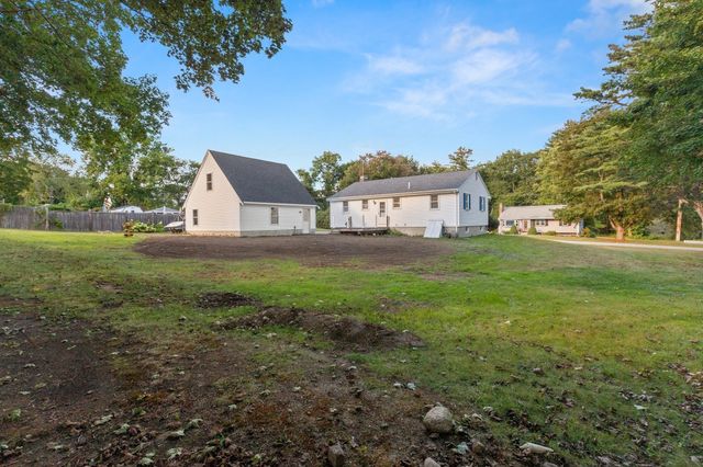 10 Clark Rd, Groveland, MA 01834