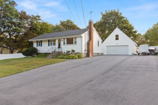 10 Clark Rd, Groveland, MA 01834