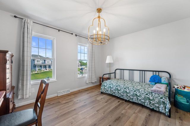 7519 S 50th COURT, Franklin, WI 53132