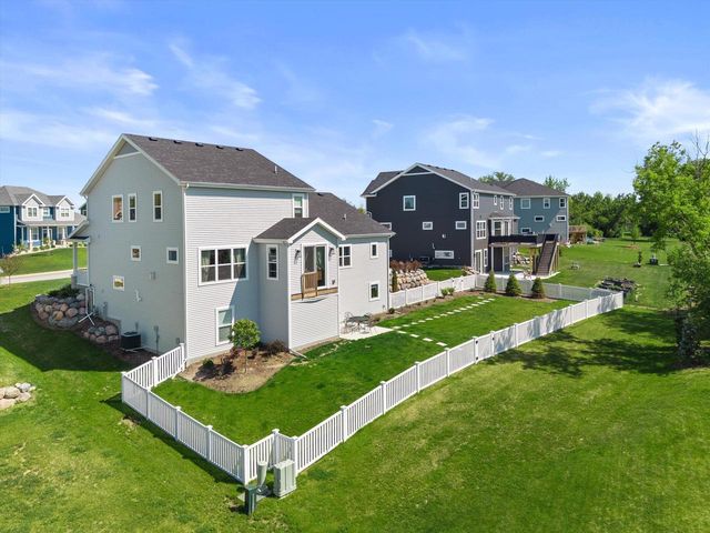 7519 S 50th COURT, Franklin, WI 53132