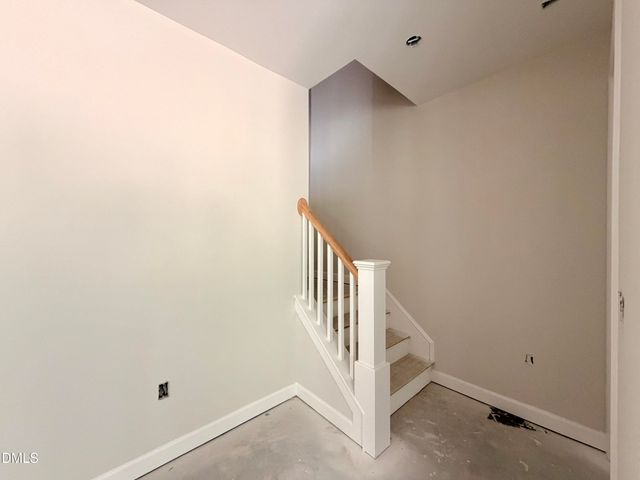 3750 Chatsworth Drive, La Grange, NC 28551