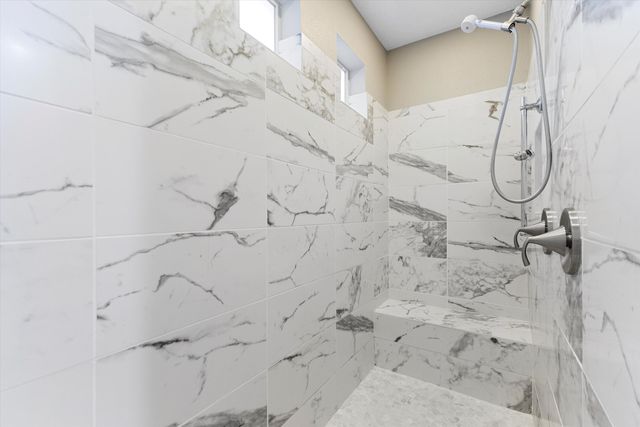 9105 Lansdowne Place NE, Albuquerque, NM 87113