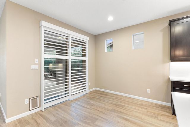 9105 Lansdowne Place NE, Albuquerque, NM 87113