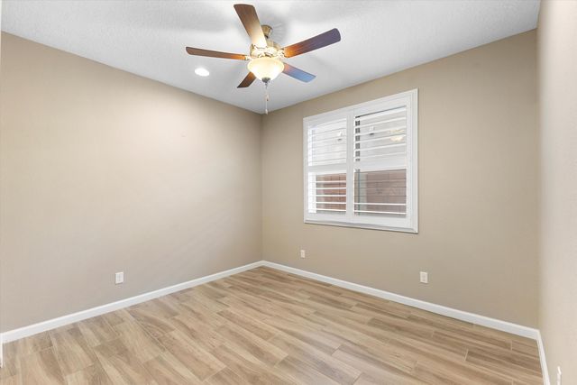 9105 Lansdowne Place NE, Albuquerque, NM 87113