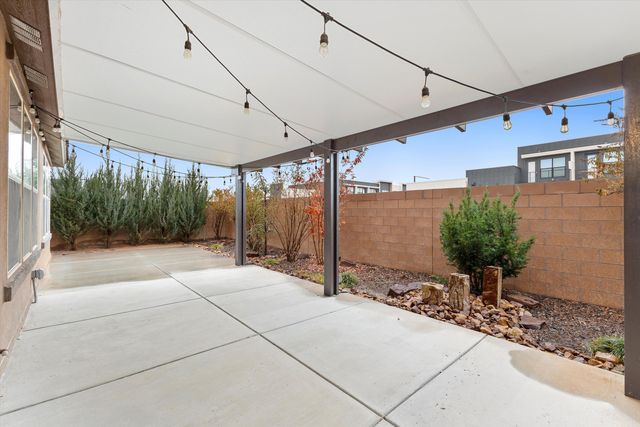 9105 Lansdowne Place NE, Albuquerque, NM 87113