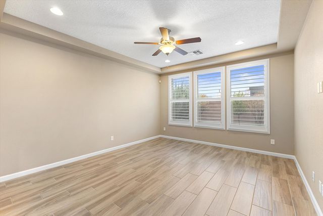 9105 Lansdowne Place NE, Albuquerque, NM 87113