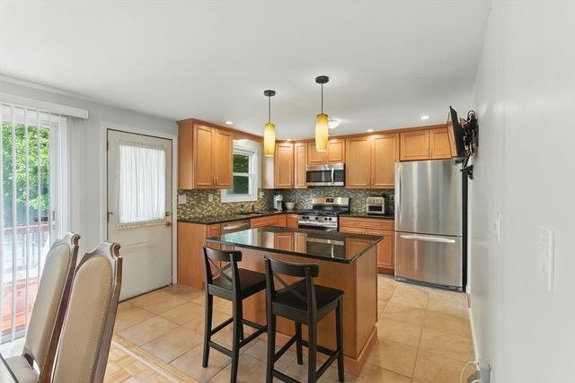 45 Lantern Ln, Randolph, MA 02368
