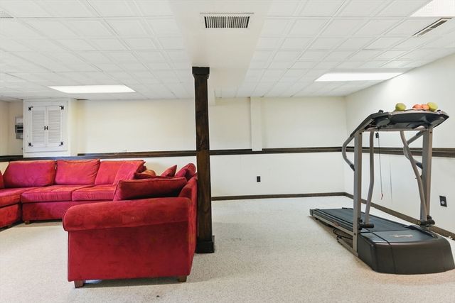 45 Lantern Ln, Randolph, MA 02368