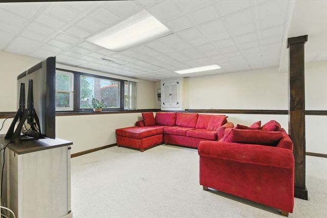 45 Lantern Ln, Randolph, MA 02368