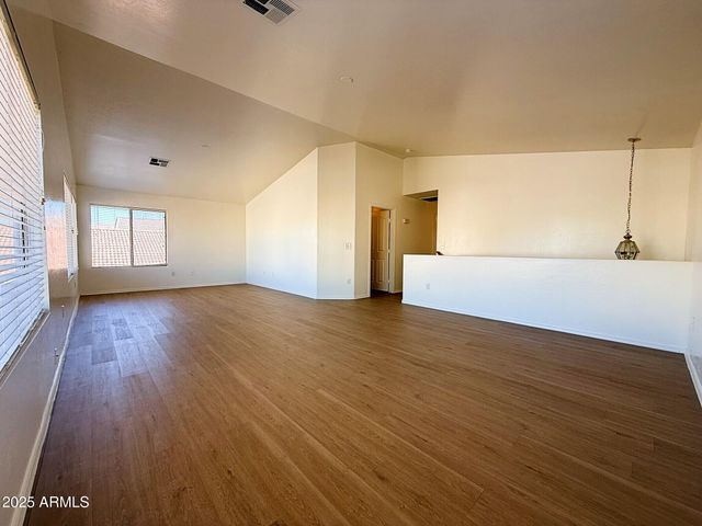 10434 W OREGON Avenue, Glendale, AZ 85307