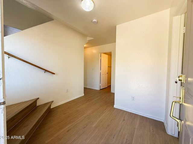 10434 W OREGON Avenue, Glendale, AZ 85307