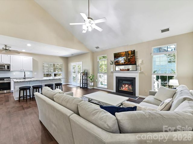 19716 Outermark Lane, Cornelius, NC 28031