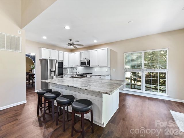 19716 Outermark Lane, Cornelius, NC 28031