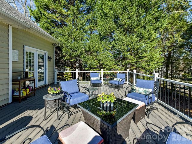 19716 Outermark Lane, Cornelius, NC 28031