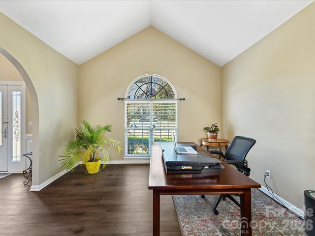 19716 Outermark Lane, Cornelius, NC 28031